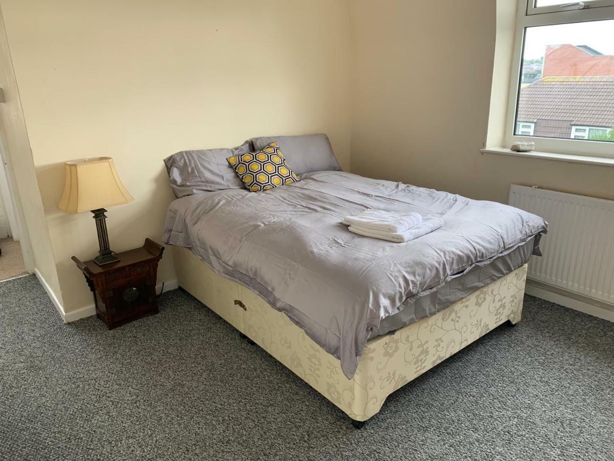 Nice Double And Single Rooms In The Quiet Area With Excellent Shared Facilities بلايموث المظهر الخارجي الصورة
