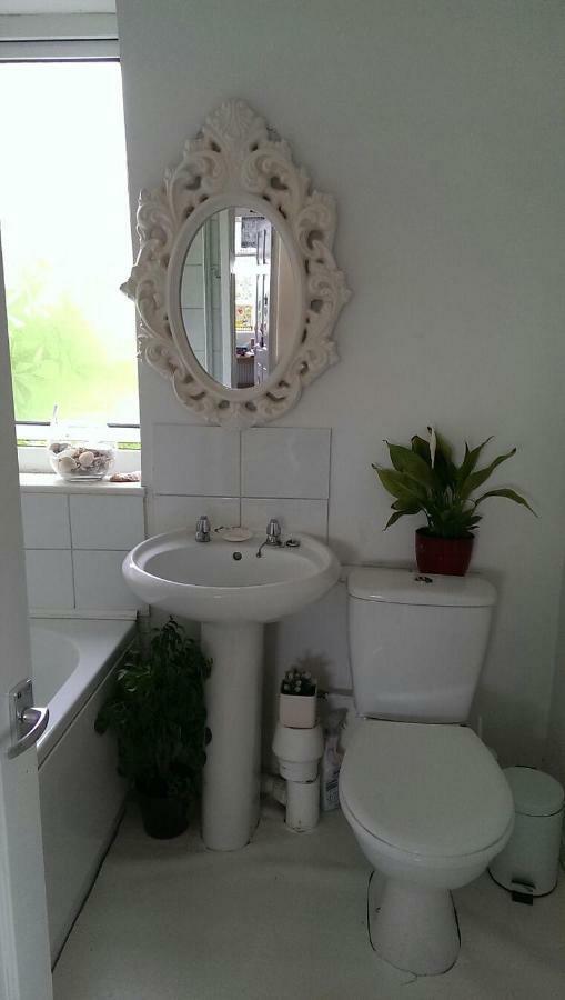 Nice Double And Single Rooms In The Quiet Area With Excellent Shared Facilities بلايموث المظهر الخارجي الصورة